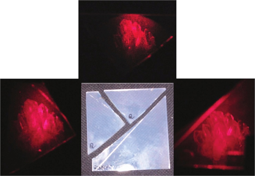 A 3 fele tört hologramlemez mindegyik darabjáról előállítható az eredeti tárgy, csak elmosódott formában.