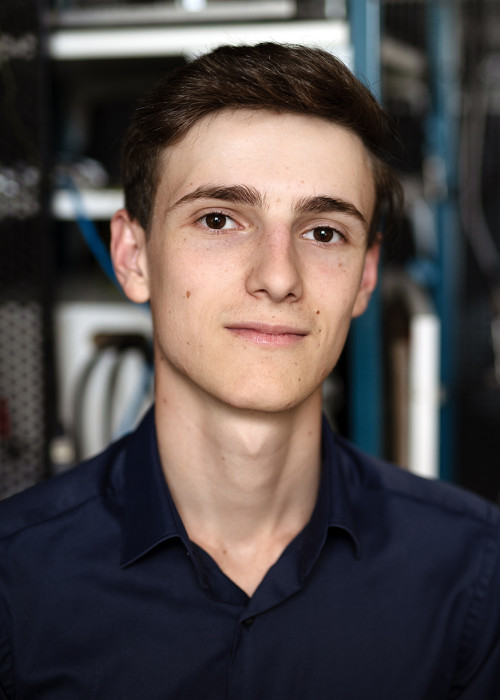 Keller Krisztián