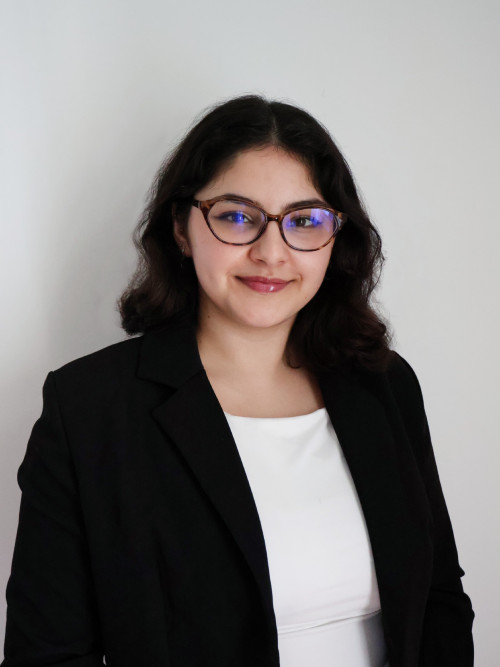 Ebru Nur Sok