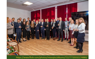 Balázs Pósfai and the Academic Youth Award