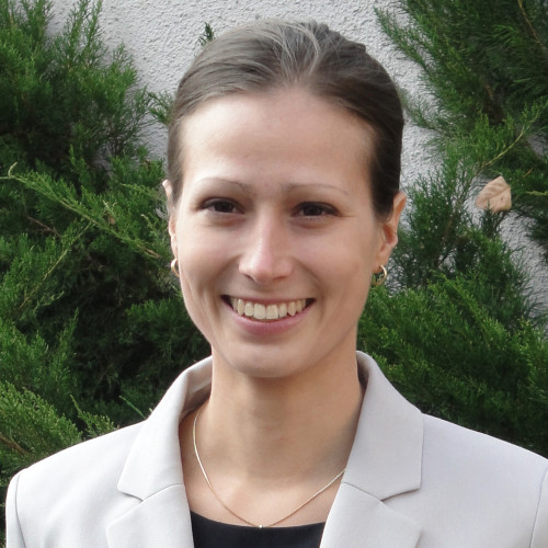 Boglárka Barsy, Dr